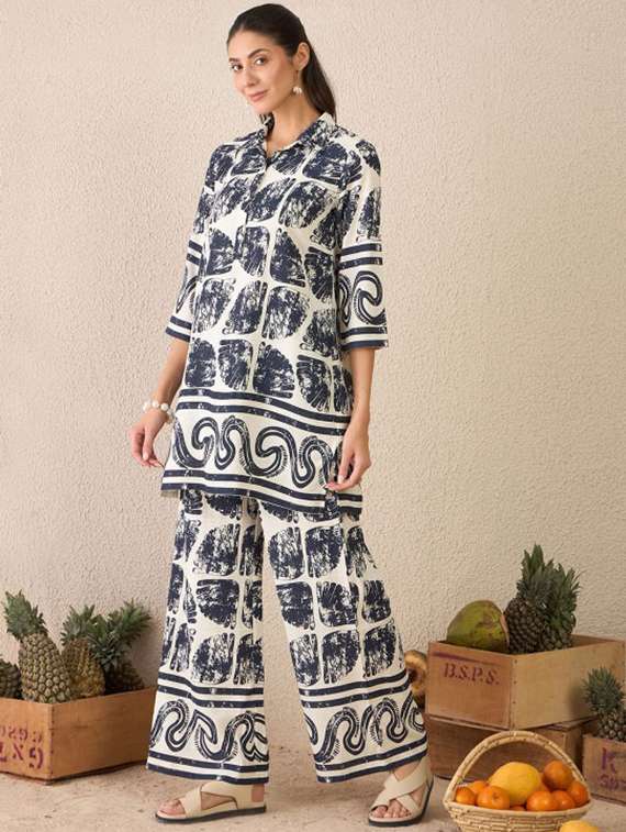 women printed three quarter sleeve co-ord set - 22231457 -  Standard Image - 2