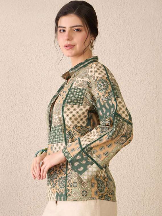 women printed bell sleeve straight top - 22231479 -  Standard Image - 2