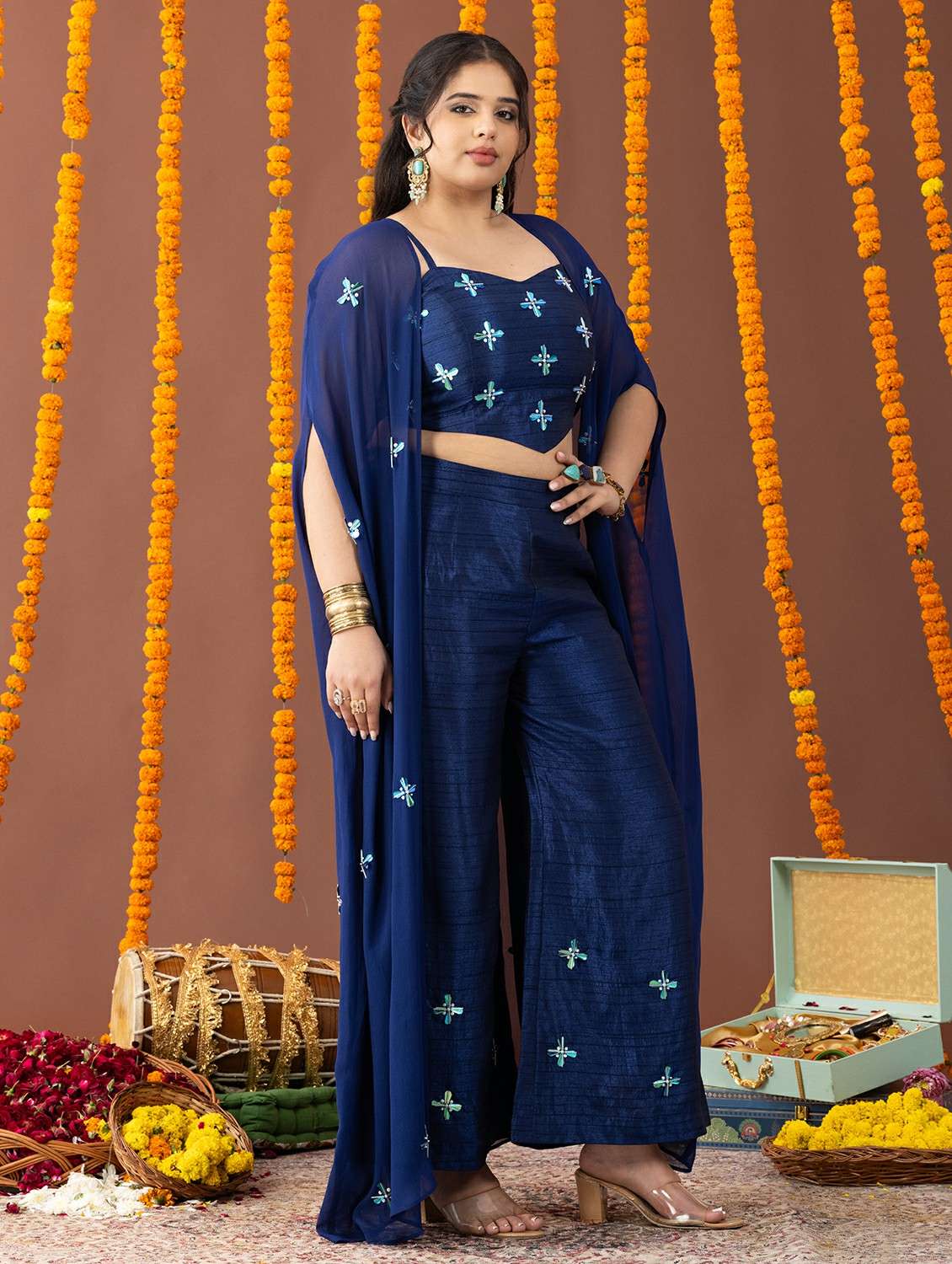 women plus size sweetheart neck fusion set - 22231735 -  Standard Image - 2