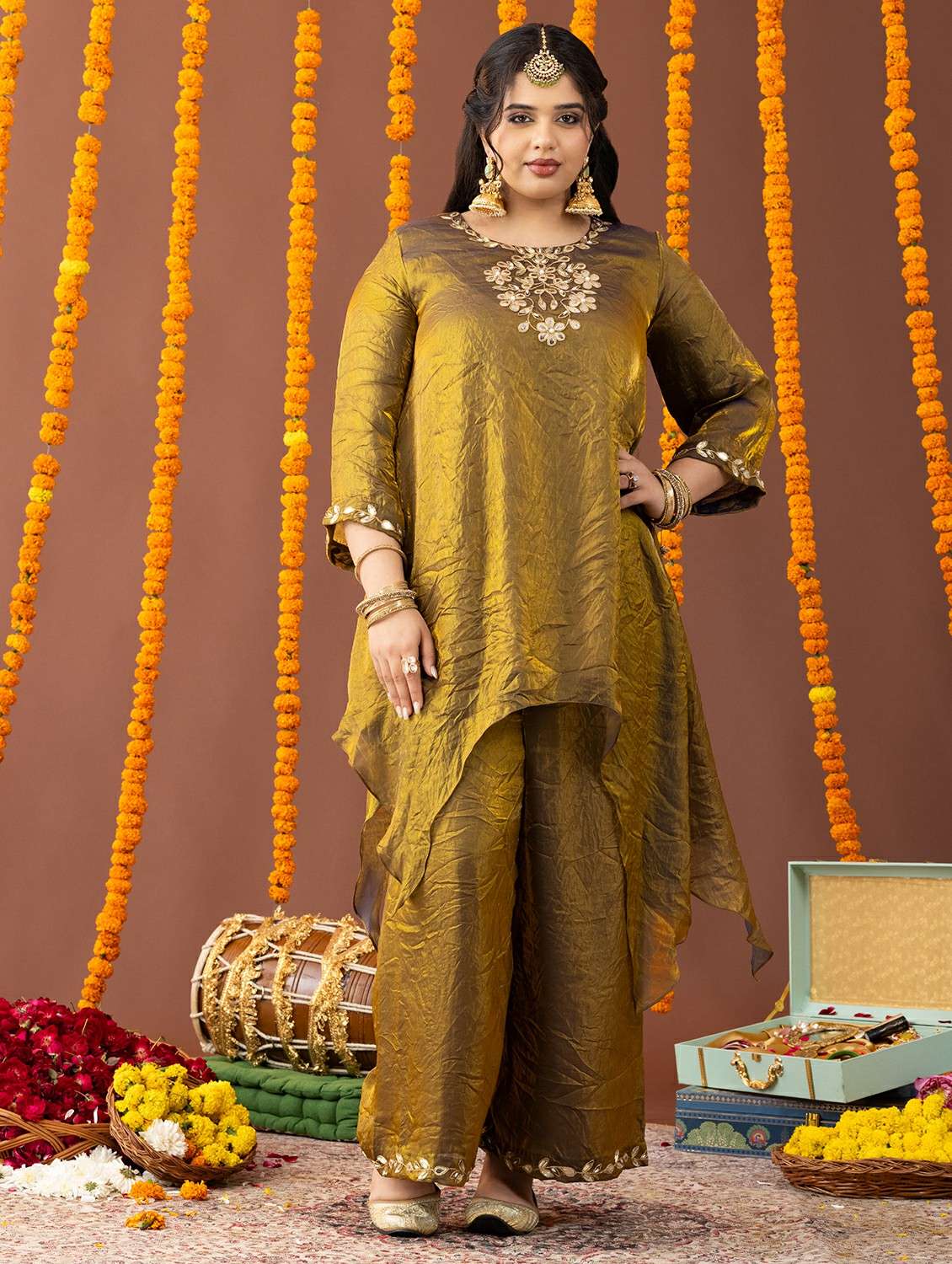 women plus size solid with work three quarter sleeve kurta palazzo set