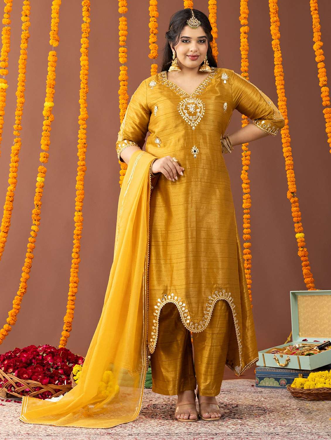 women plus size three quarter sleeve kurta pant with dupatta set