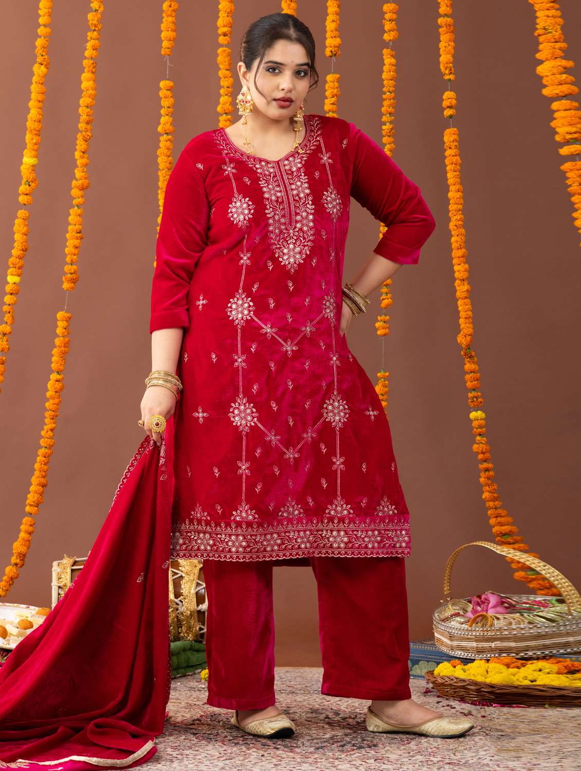 women plus size three quarter sleeve kurta pant with dupatta set