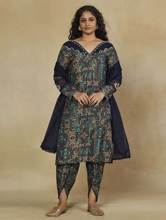 women printed kurta and dhoti with dupatta set