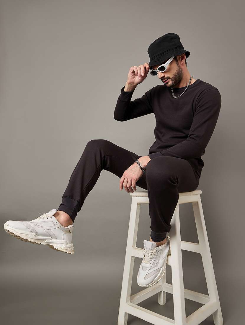 men solid round neck full length thermal set - 22239137 -  Standard Image - 2