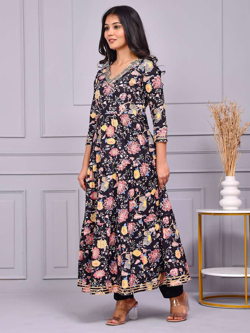 women floral three quarter sleeve flared kurta - 22239691 -  Standard Image - 2