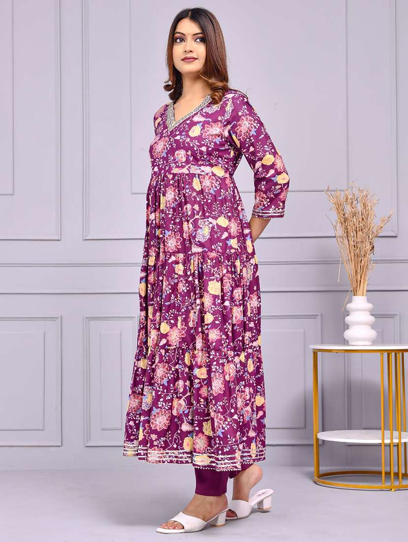women floral three quarter sleeve flared kurta - 22239692 -  Standard Image - 2