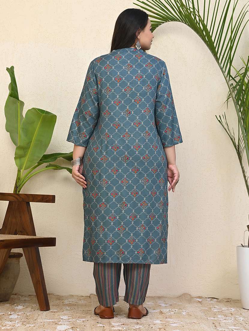 women plus size three quarter sleeve kurta pant set - 22239768 -  Standard Image - 2