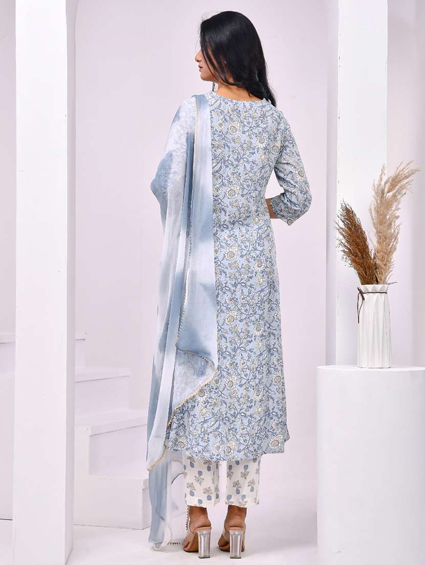 women floral three quarter sleeve kurta pant with dupatta set - 22239811 -  Standard Image - 2