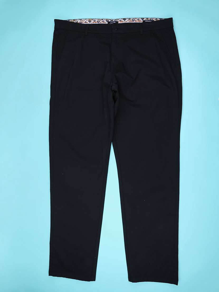 men solid mid rise casual chino