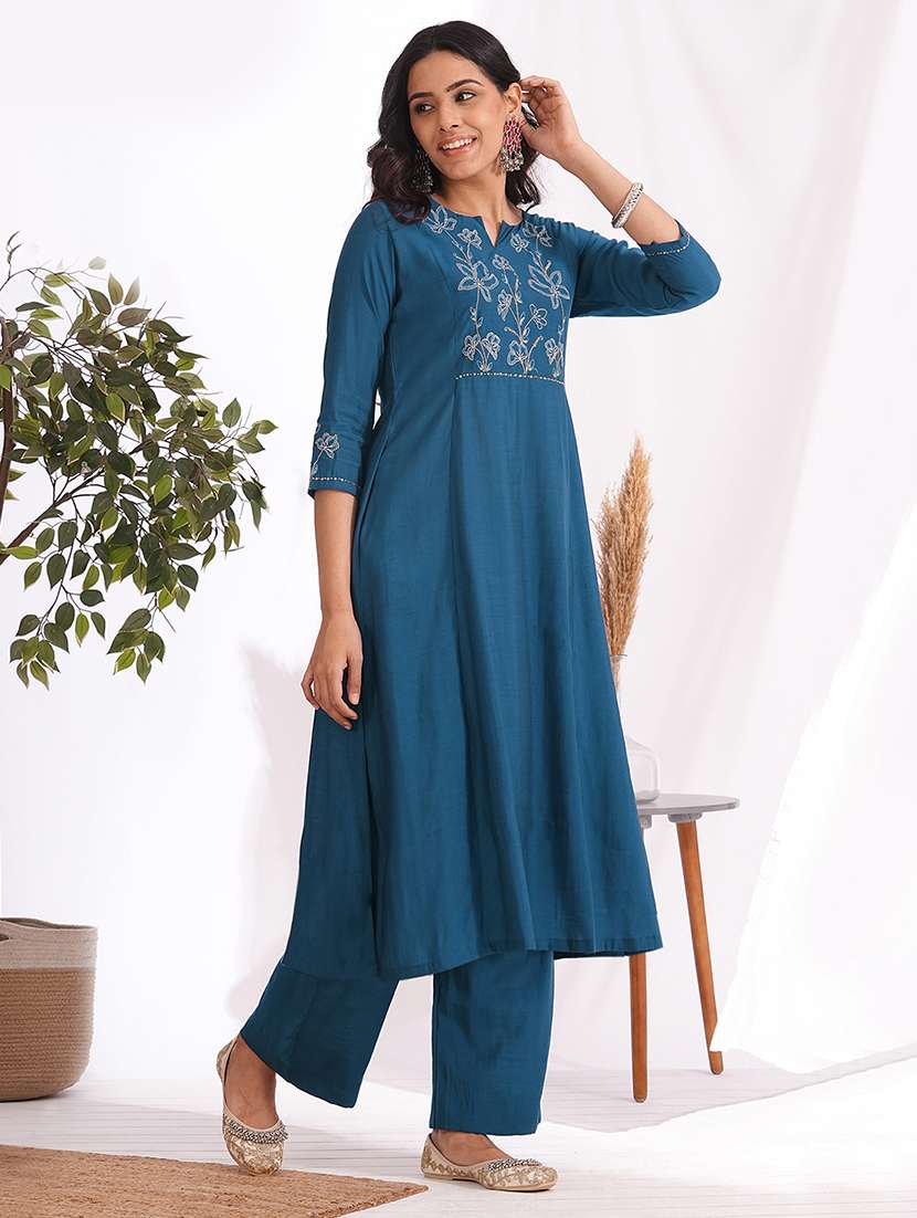 women solid with work three quarter sleeve a-line kurta - 22240411 -  Standard Image - 2