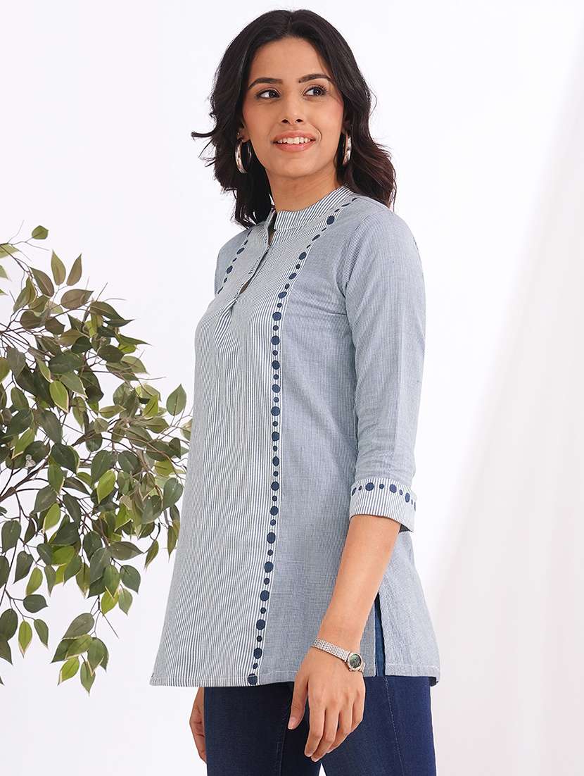 women striped three quarter sleeve straight kurti - 22240429 -  Standard Image - 2