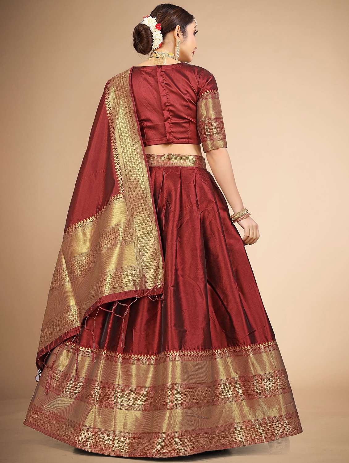 women self design unstitched lehenga choli - 22240906 -  Standard Image - 2