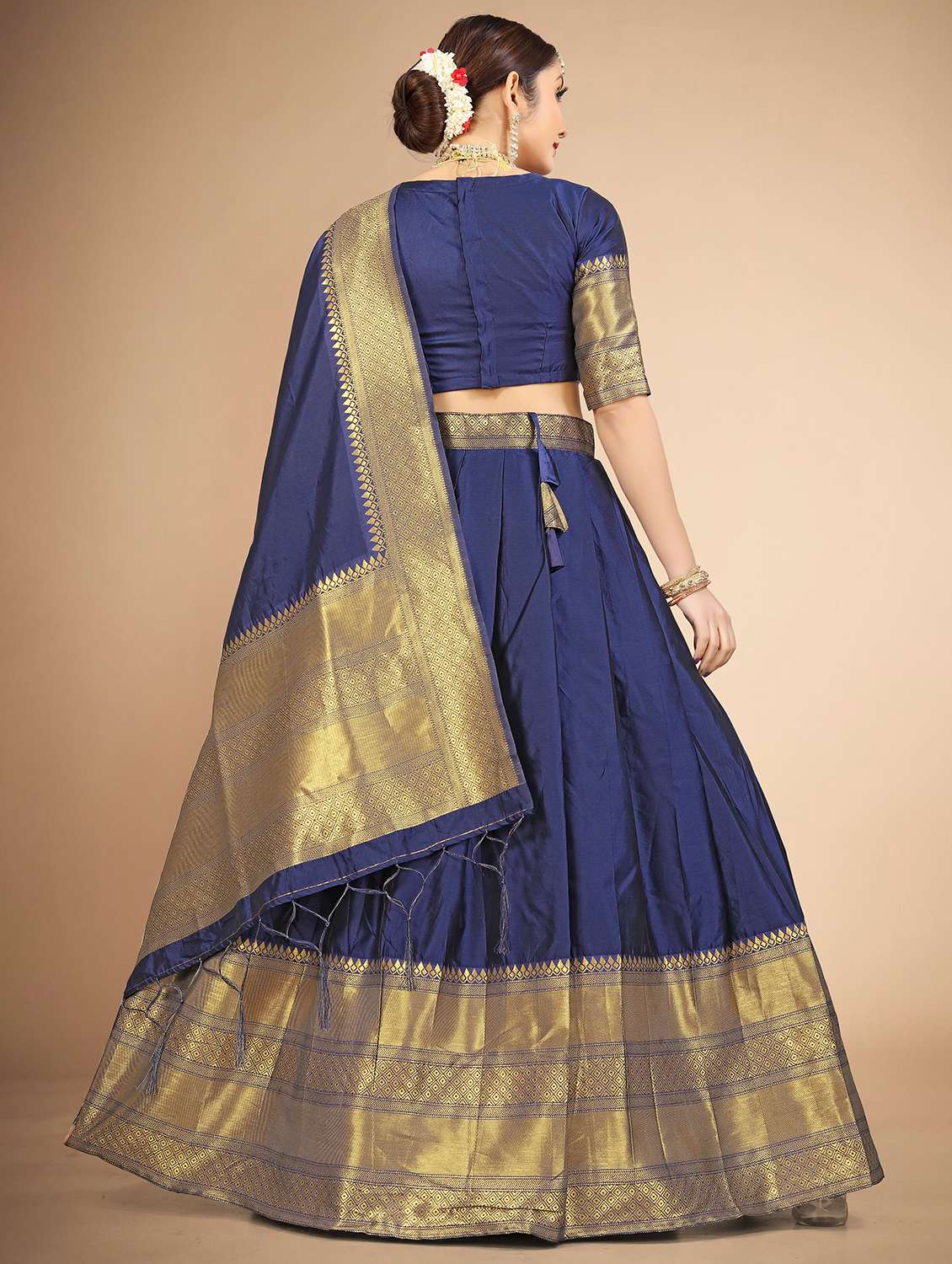 women self design unstitched lehenga choli - 22240909 -  Standard Image - 2