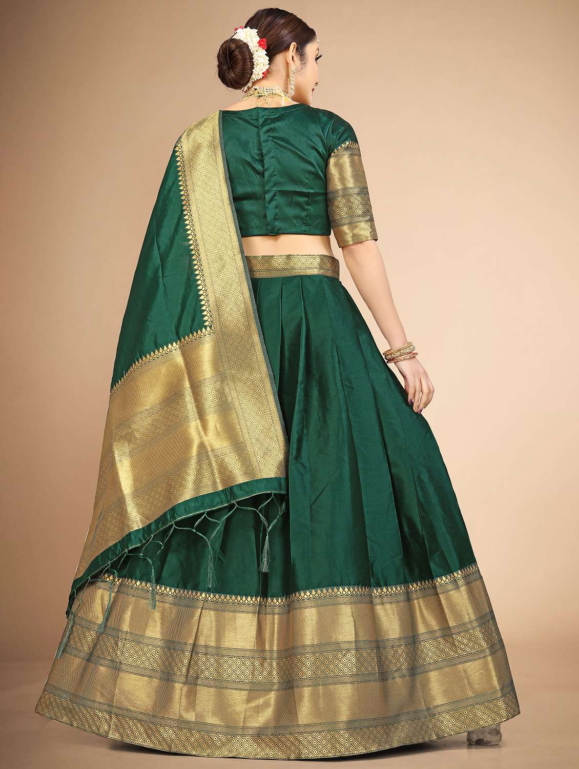 women self design flared unstitched lehenga choli - 22240927 -  Standard Image - 2