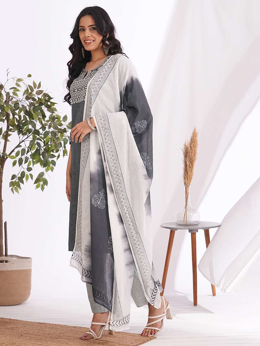 women solid with work three quarter sleeve kurta pant with dupatta set - 22240952 -  Standard Image - 2
