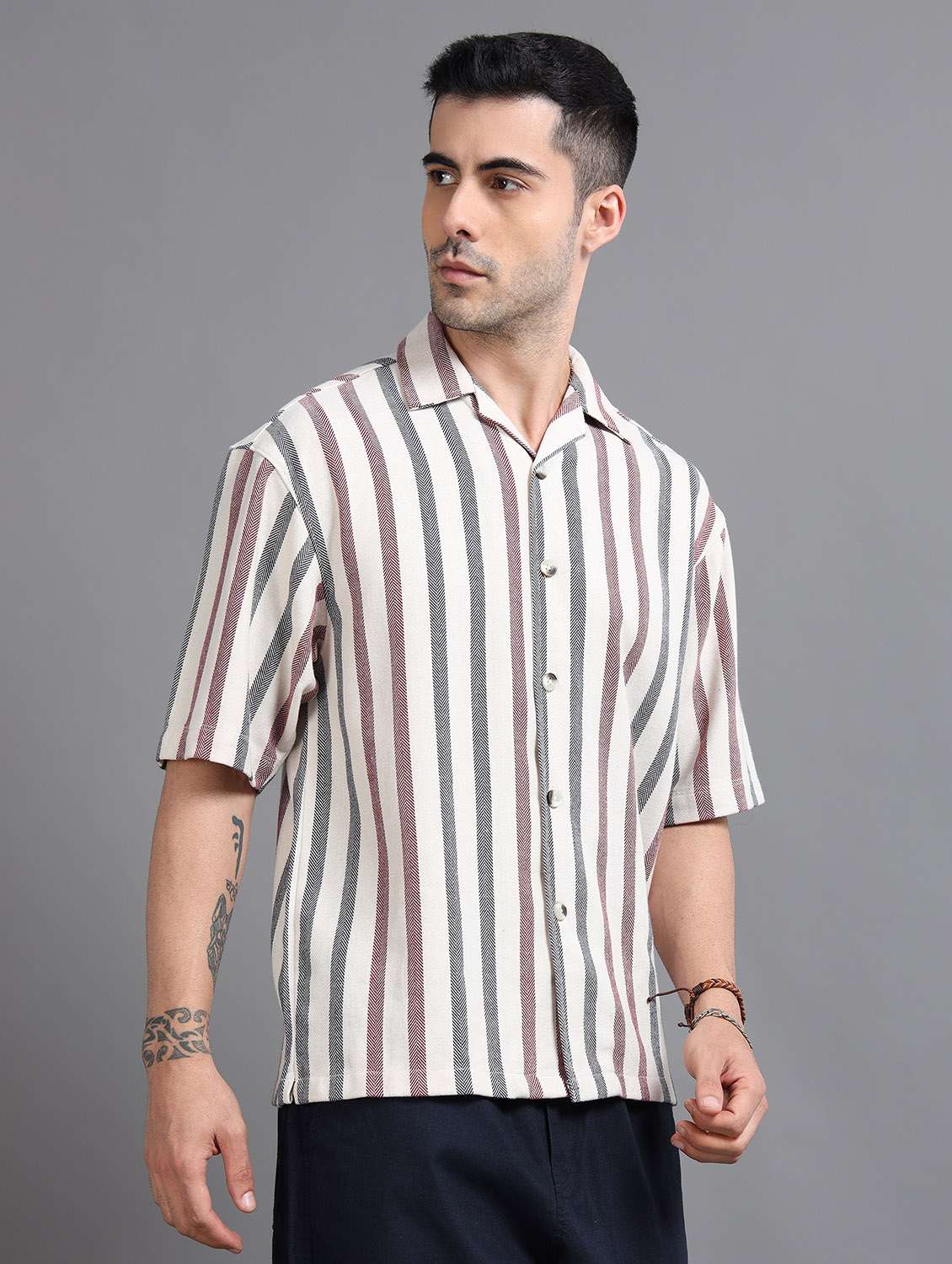 men striped short sleeve loose fit casual shirt - 22240963 -  Standard Image - 2