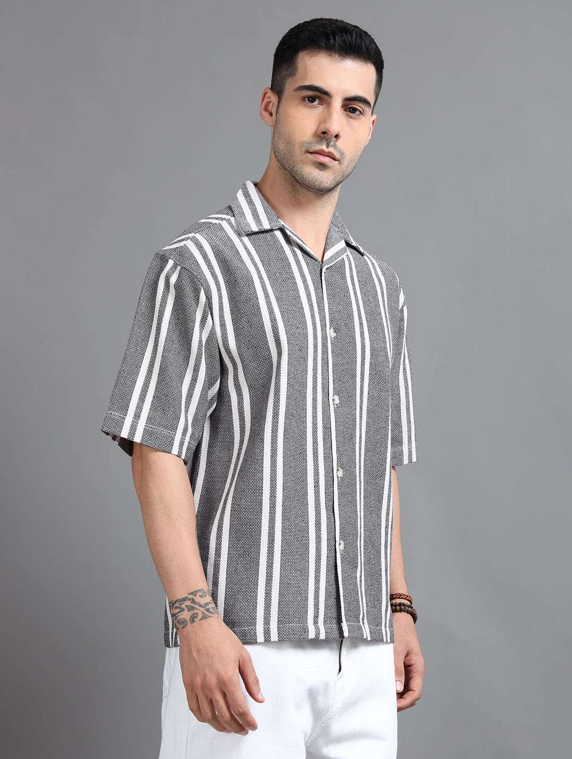 men striped short sleeve loose fit casual shirt - 22240964 -  Standard Image - 2