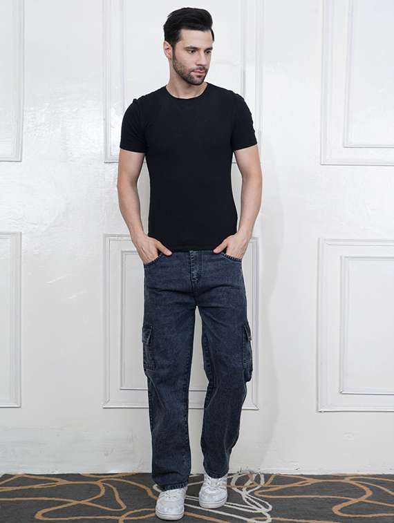 men solid mid rise regular fit cargo - 22241046 -  Standard Image - 2