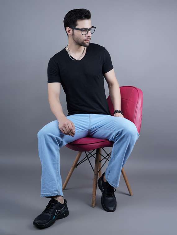 men plain mid rise straight fit jeans - 22241220 -  Standard Image - 2