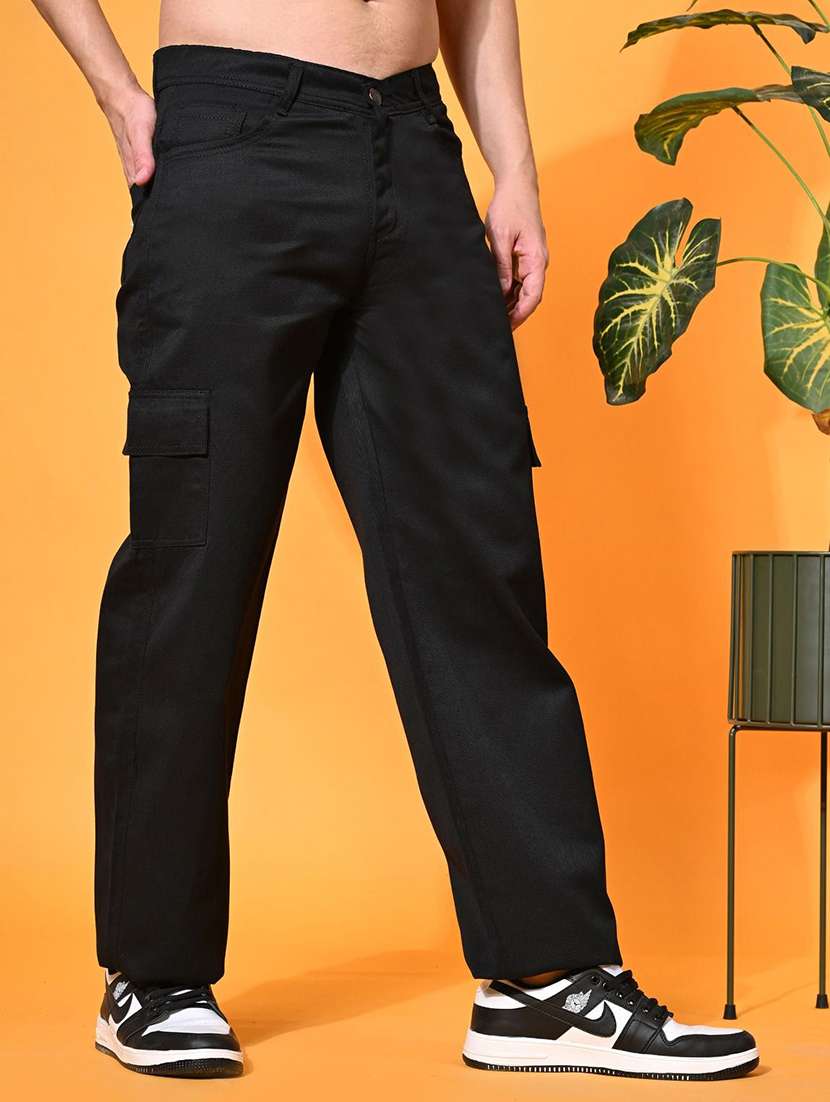 men solid mid rise relaxed fit cargo