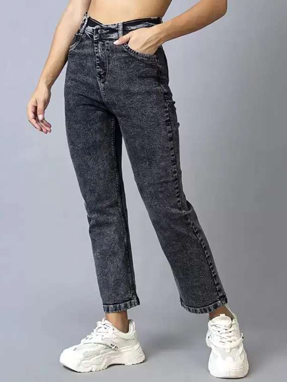 women solid high rise straight fit jean