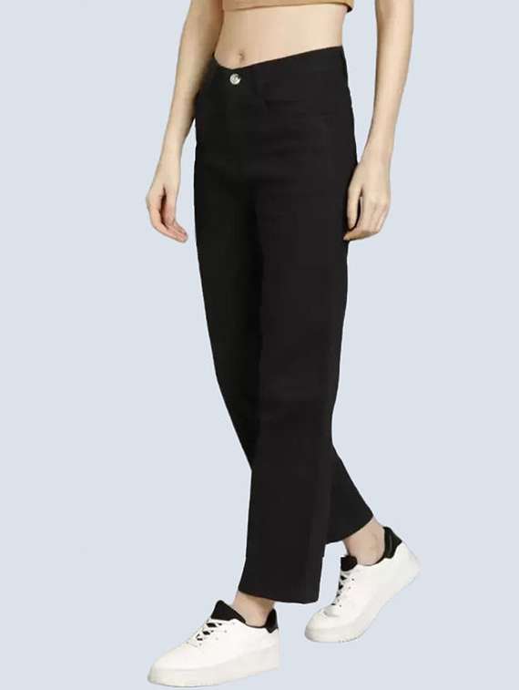 women solid mid rise straight fit jean