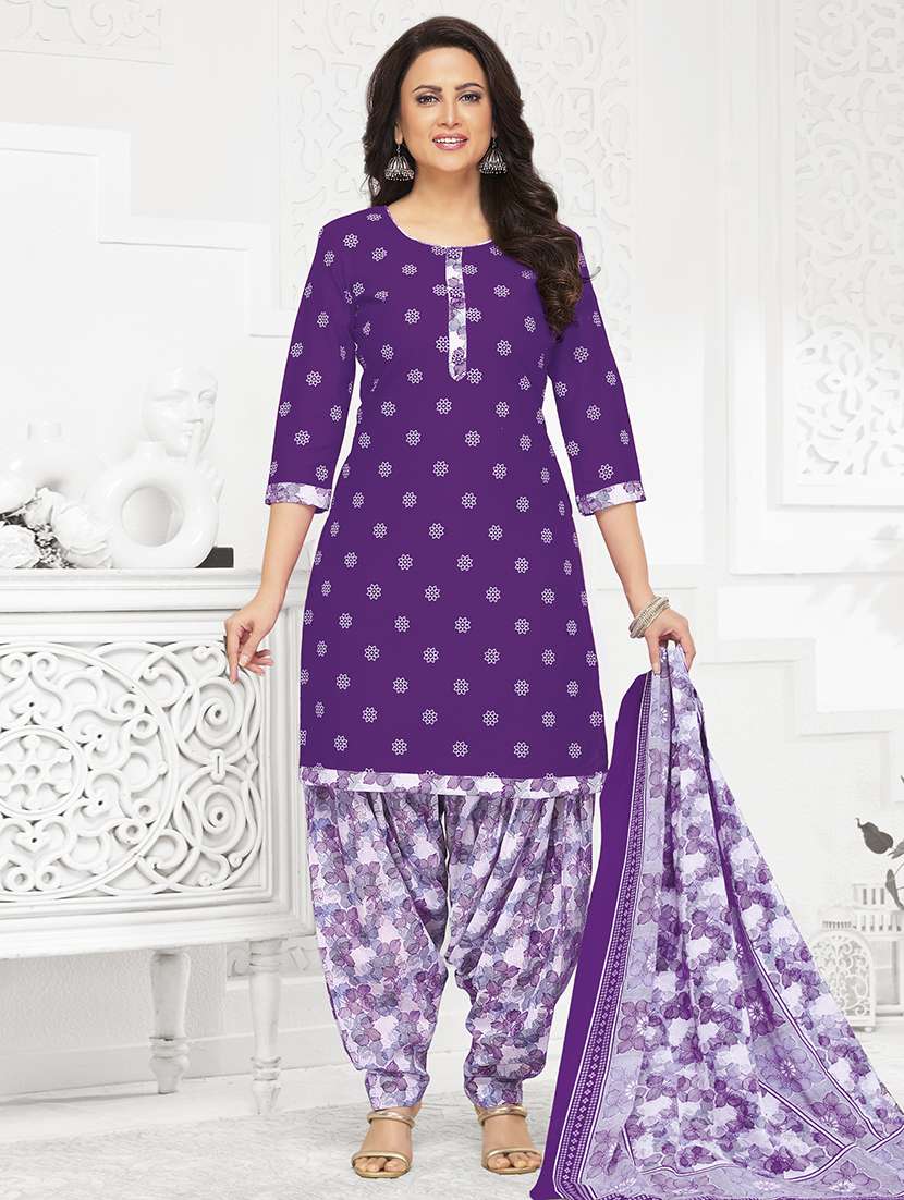 women printed three quarter sleeve kurta patiala with dupatta set