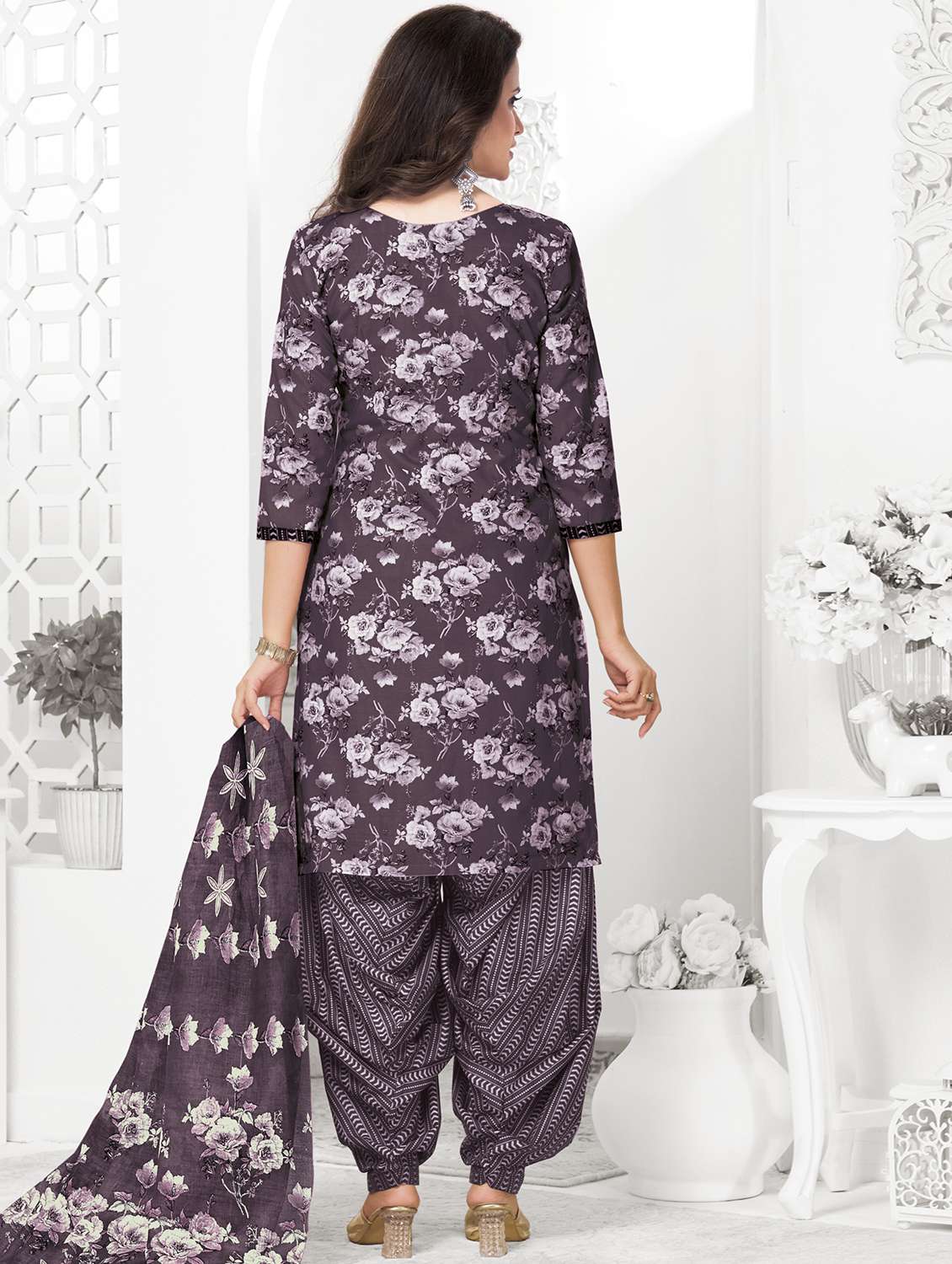 women floral three quarter sleeve kurta patiala with dupatta set - 22241983 -  Standard Image - 2