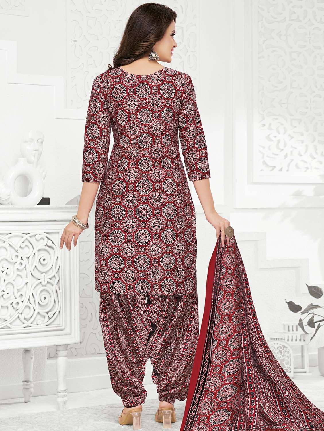 women printed three quarter sleeve kurta patiala with dupatta set - 22241990 -  Standard Image - 2