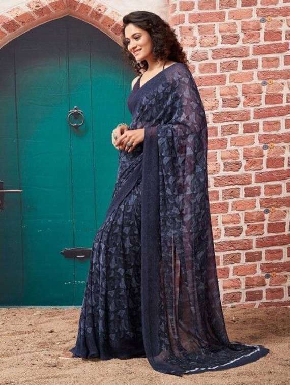 women printed casual wear saree with blouse - 22243577 -  Standard Image - 2