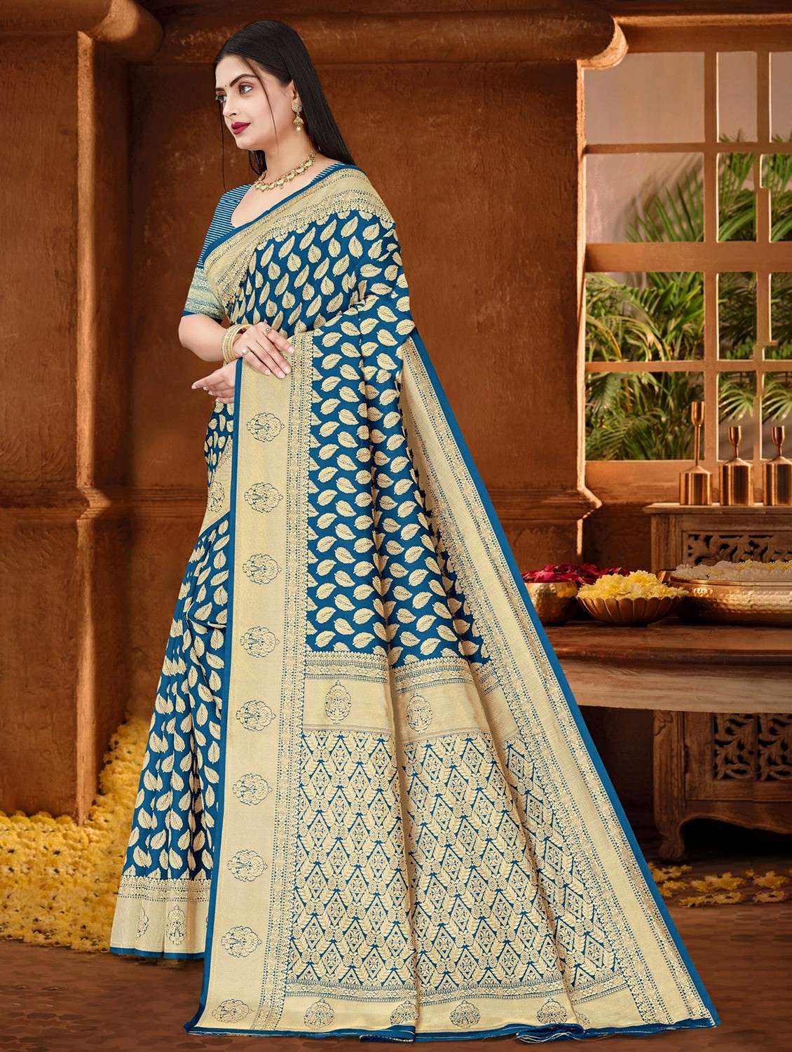 women self design banarasi saree with blouse - 22243632 -  Standard Image - 2