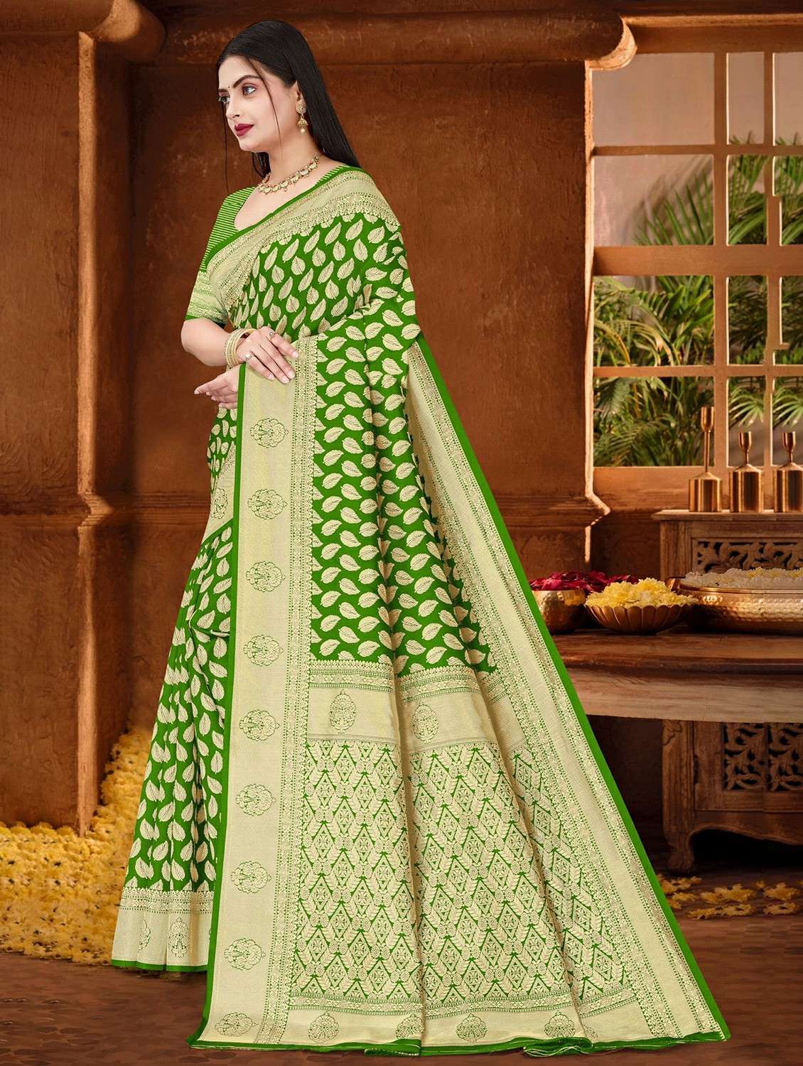 women self design banarasi saree with blouse - 22243633 -  Standard Image - 2