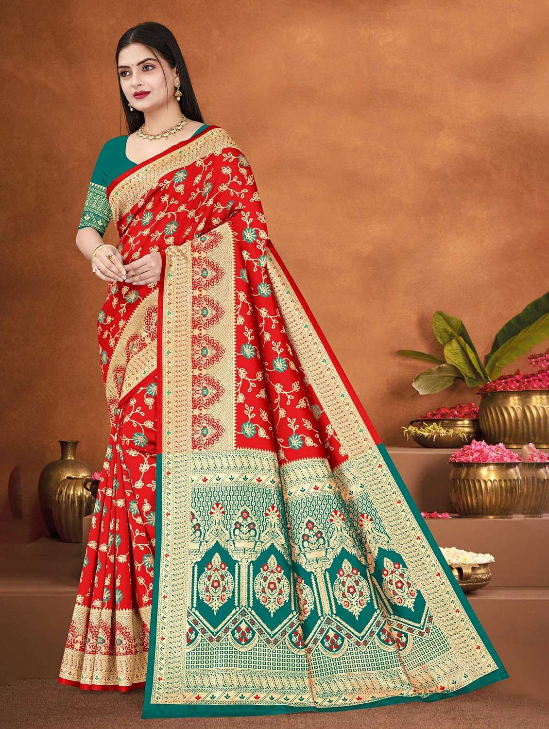women self design banarasi saree with blouse - 22243653 -  Standard Image - 2