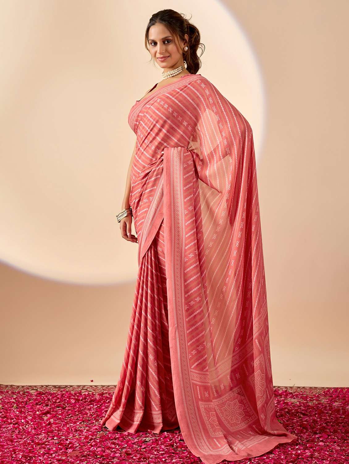 women printed ready to wear saree with blouse - 22244004 -  Standard Image - 2