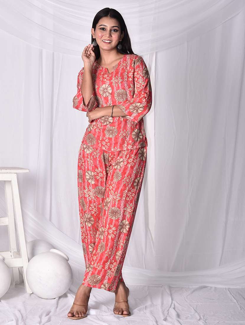 women printed top and trouser co-ord set - 22244033 -  Standard Image - 2