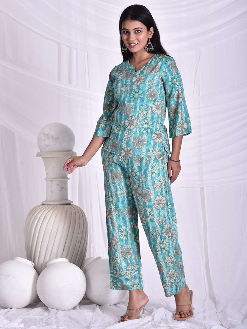 women printed top and trouser co-ord set - 22244034 -  Standard Image - 2