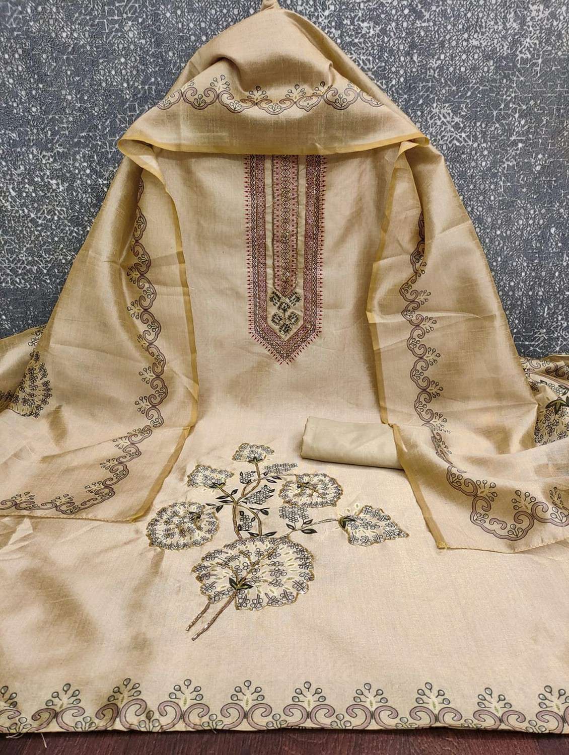 women printed embellished unstitched suit set - 22244401 -  Standard Image - 2