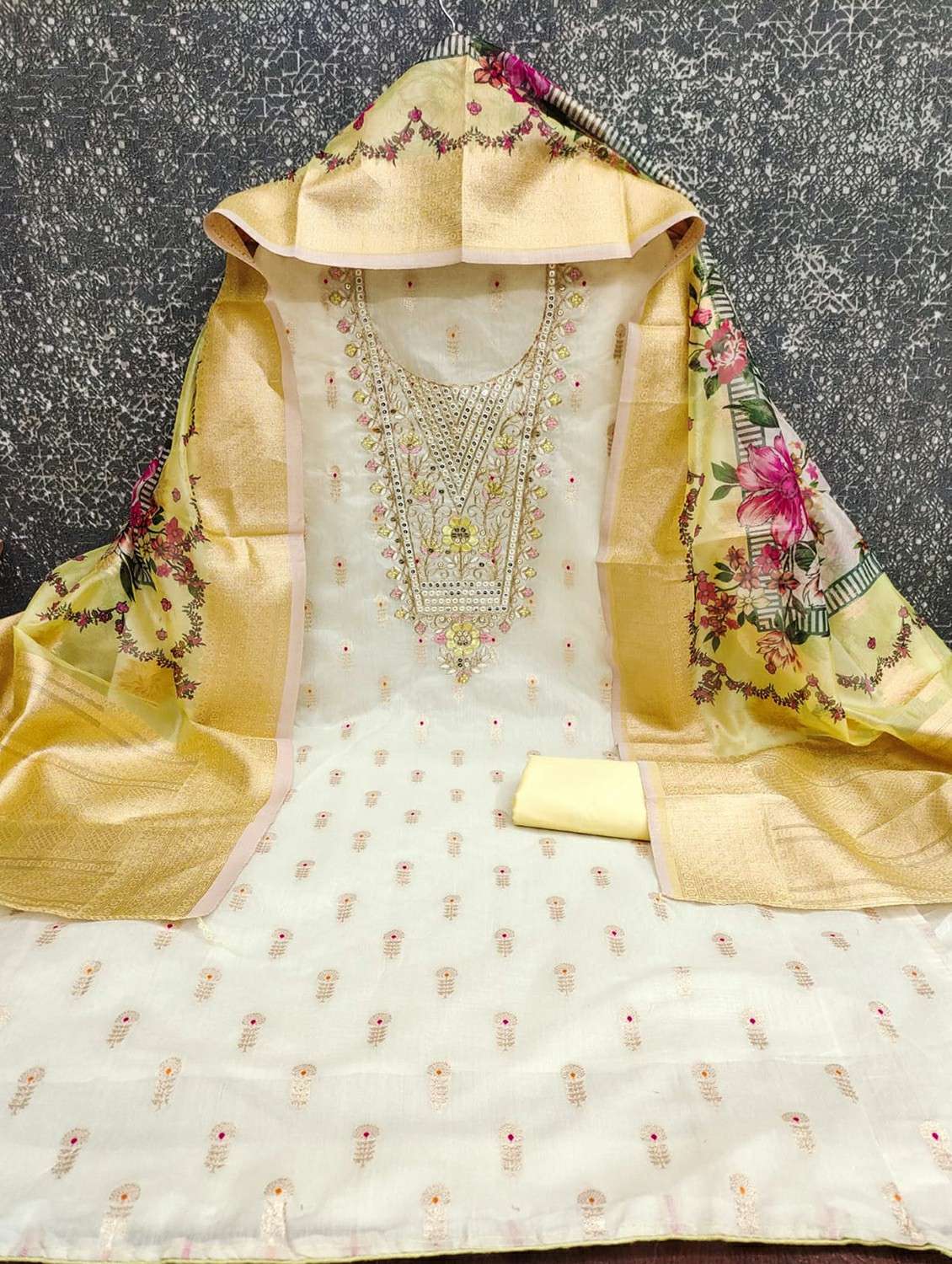 women self design embroidered unstitched suit set - 22244522 -  Standard Image - 2