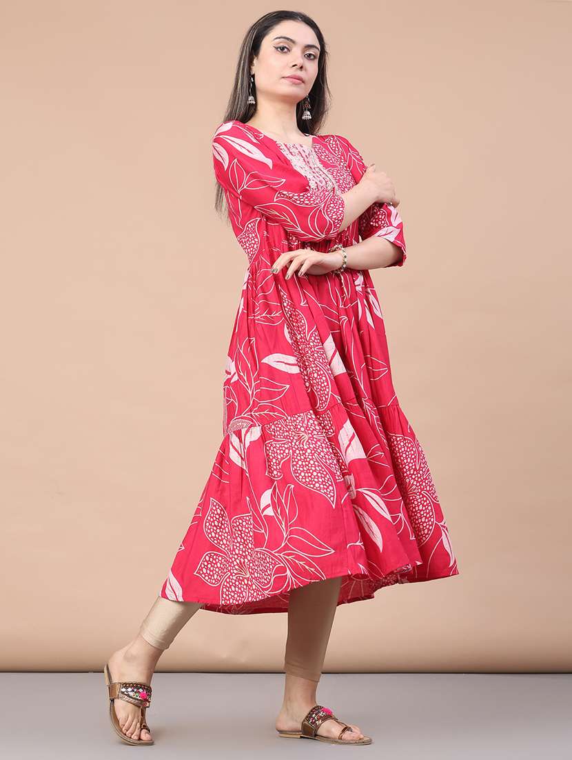 women printed three quarter sleeve kurta - 22246344 -  Standard Image - 2