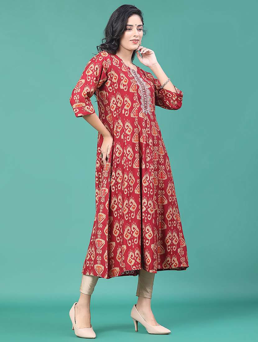 women printed three quarter sleeve kurta pant set - 22246352 -  Standard Image - 2