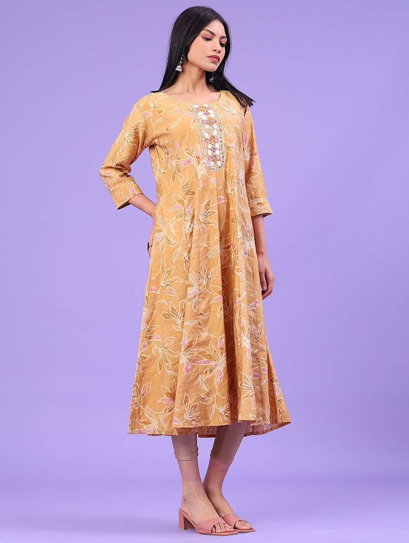Women Printed Three Quarter Sleeve Flared Kurta - 22246400 -  Standard Image - 2
