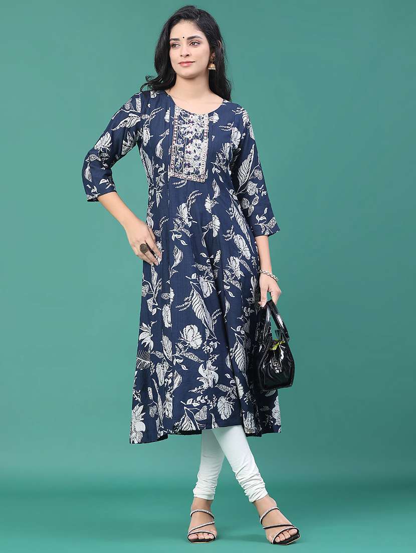 women floral printed three quarter sleeve kurta leggings set