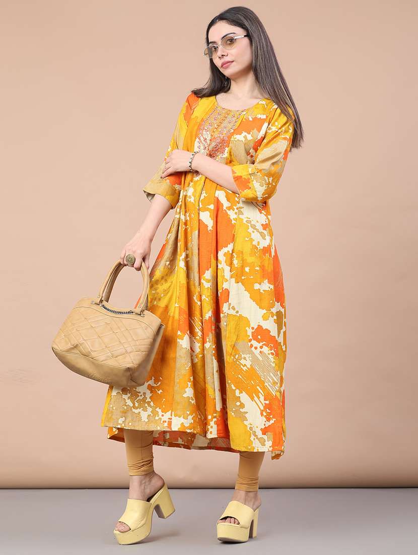 women printed three quarter sleeve flared kurta
