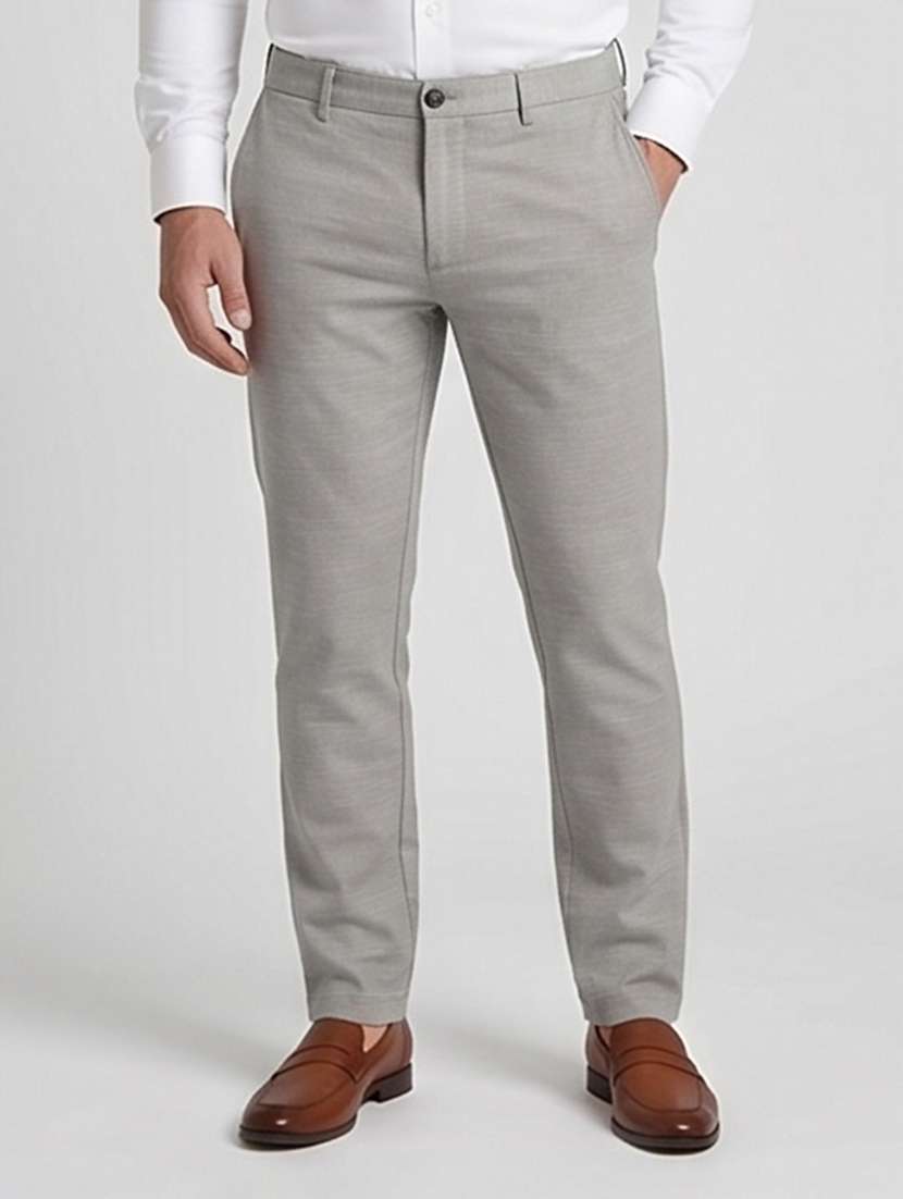 men solid mid rise chinos casual trouser