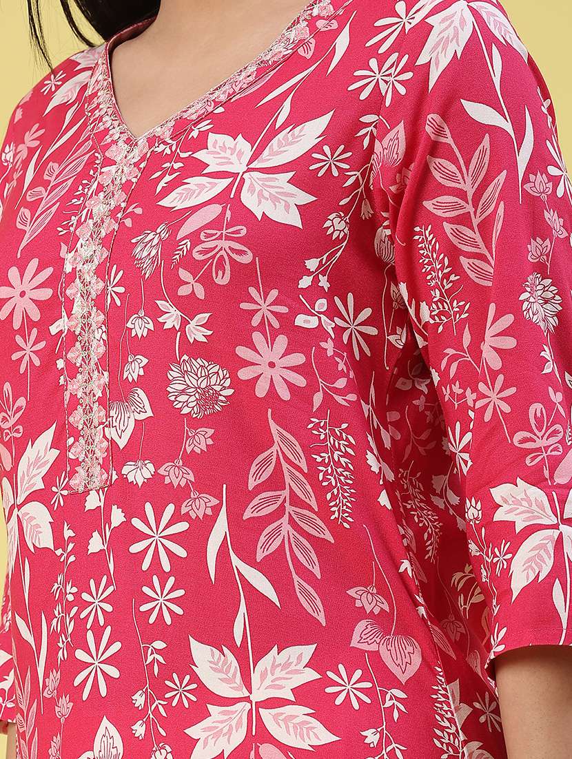women floral three quarter sleeve kurta pant set - 22248174 -  Standard Image - 2