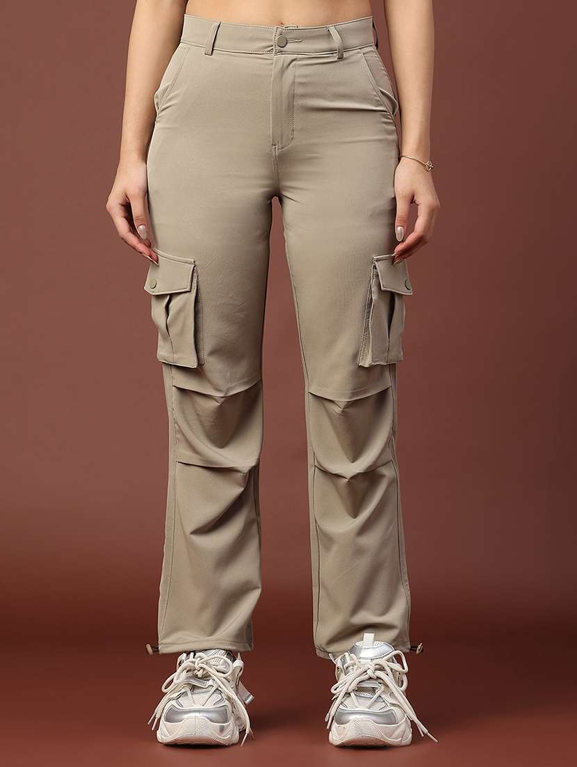 women solid mid rise cargo