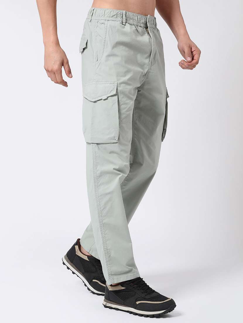 men solid mid rise regular fit cargo  - 22250444 -  Standard Image - 2