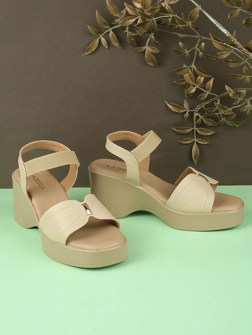 women solid back strap block heel sandal