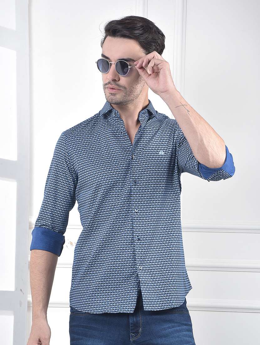men collared long sleeve casual shirt