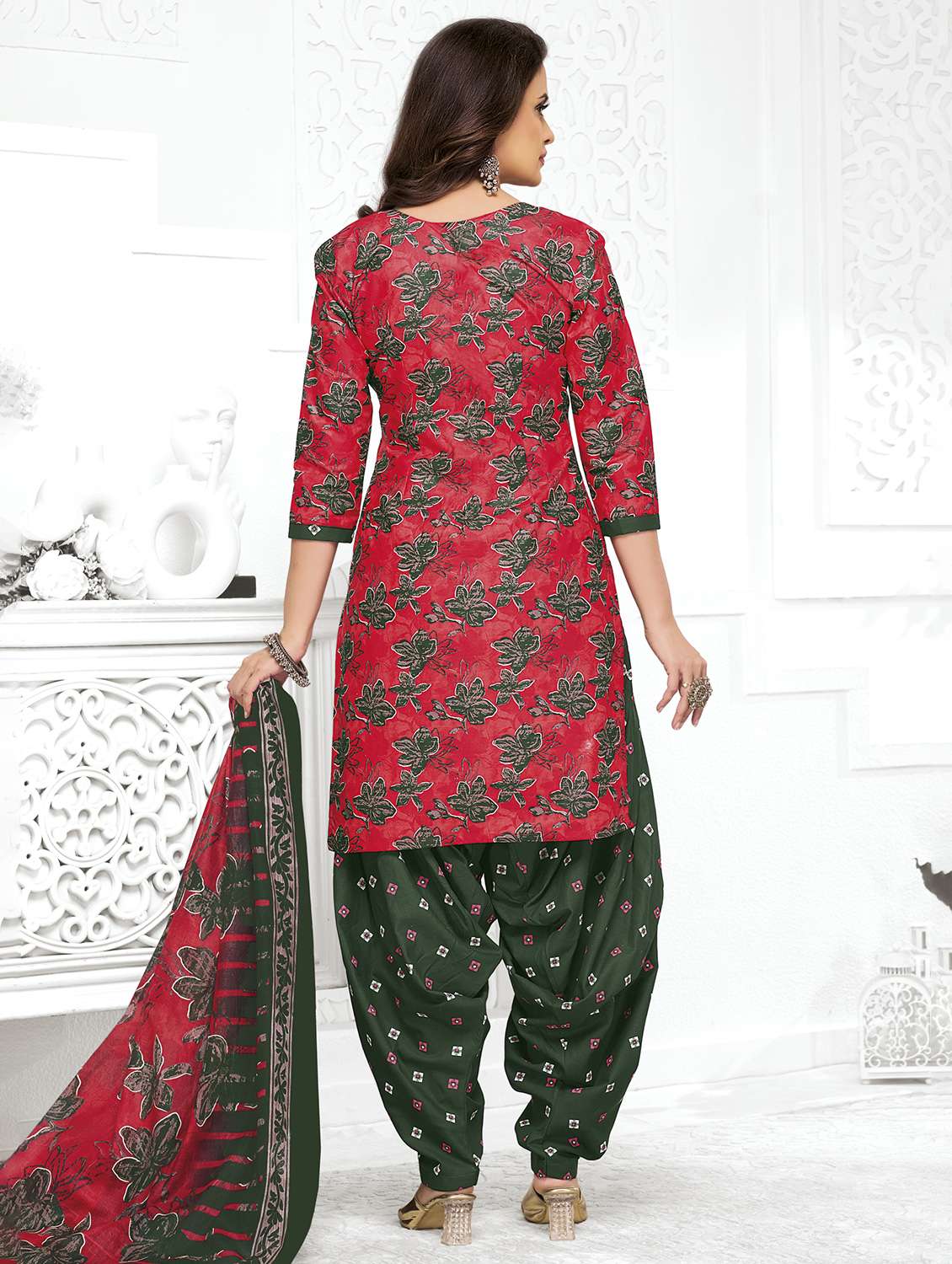 women floral three quarter sleeve kurta patiala with dupatta set - 22253303 -  Standard Image - 2